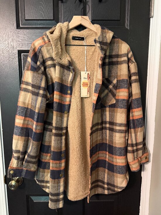Dokotoo Tops - NWT Oversized Flannel Shirt Jacket Hoodie Tan Blue Navy Red Large